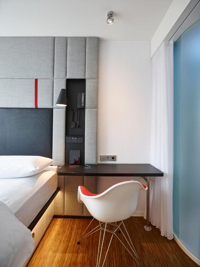 Hotel Citizenm London Victoria Station Exterior foto